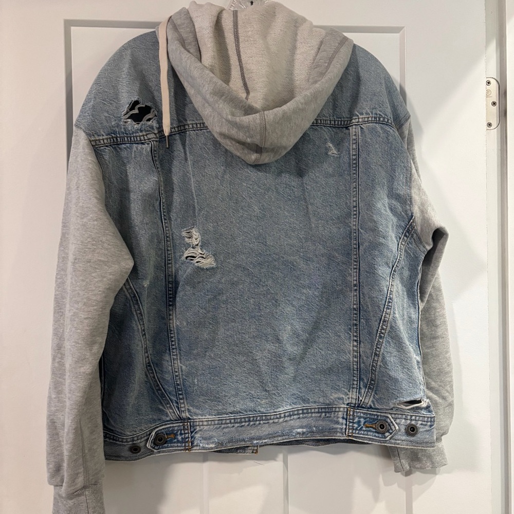 NWT Aerie Jean Jacket w/ Gray Sweatshirt Hood & Sleeves - Picture 4 of 4